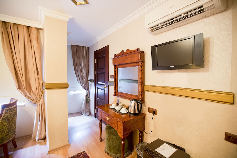 Aruna Hotel 39/50