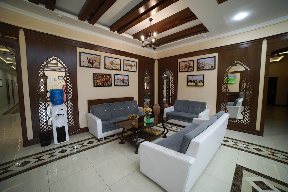 Arkanchi Hotel 24/48