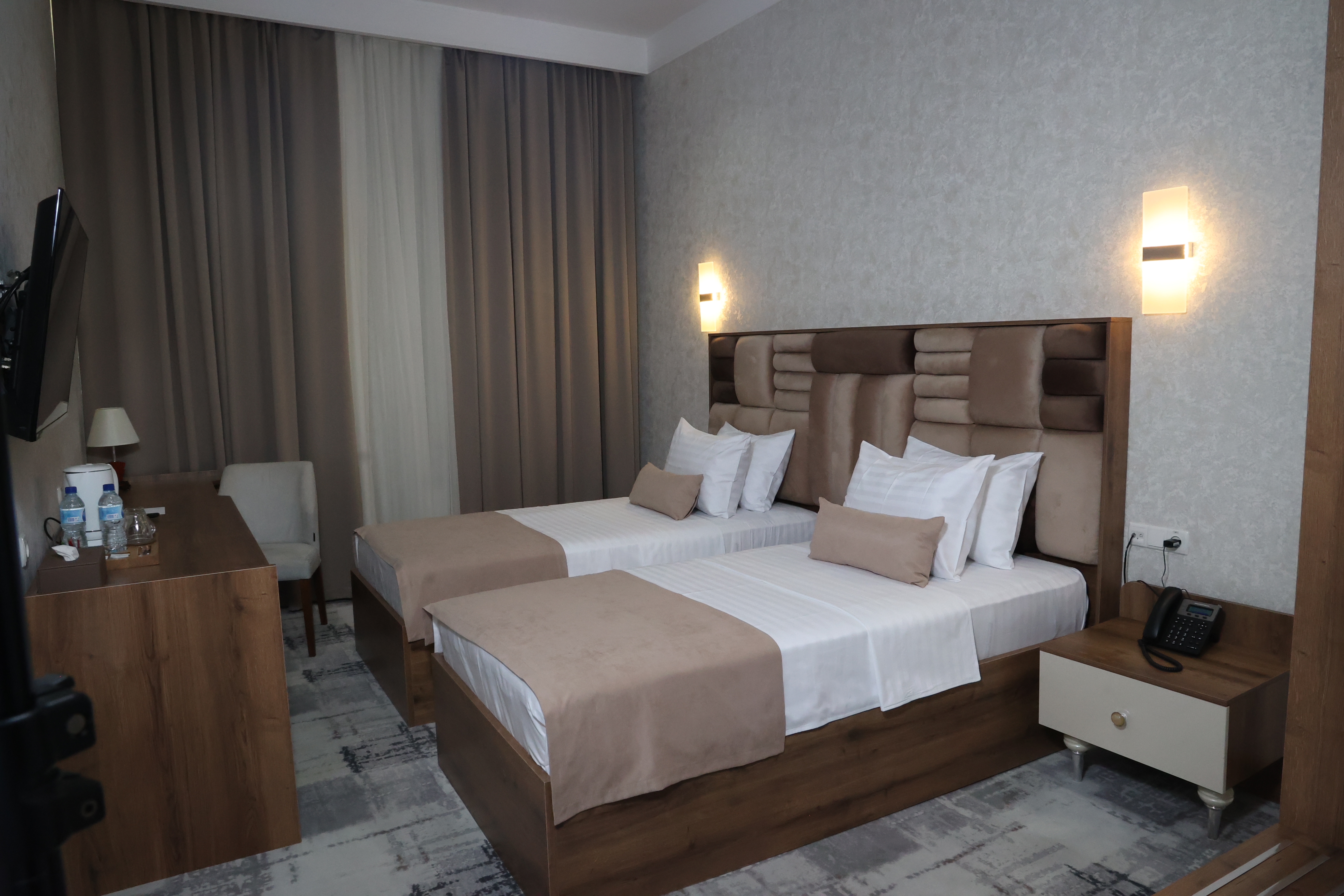 STANDARD, TWIN BEDS