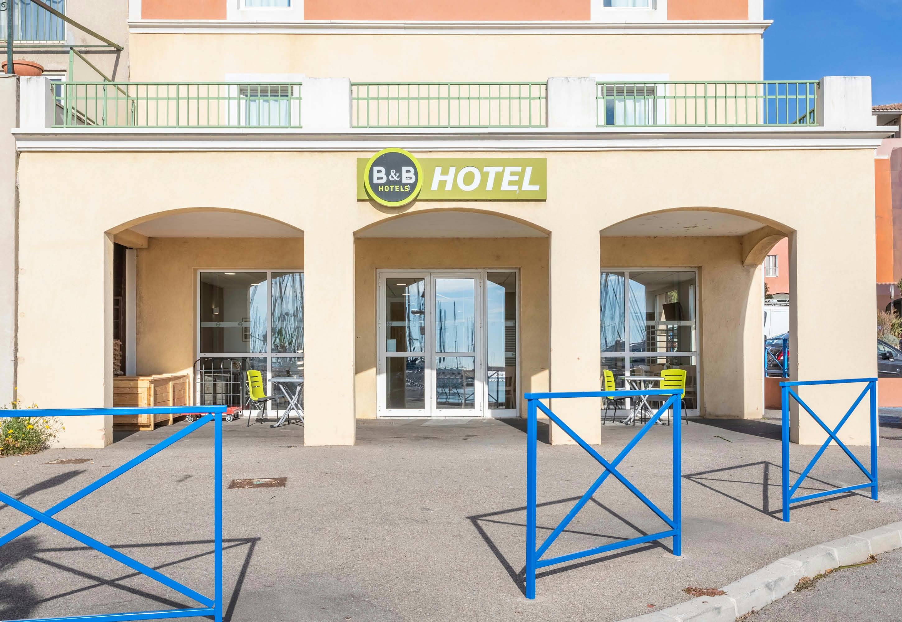 B&B HOTEL MARTIGUES Port de Bouc 20/24