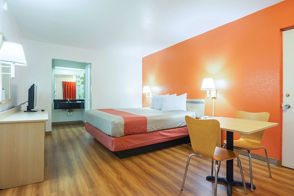 Motel6 Gainesville, GA 36/65