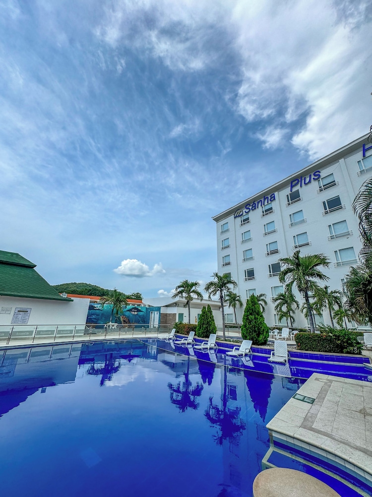 Sanha Plus Hotel 54/55