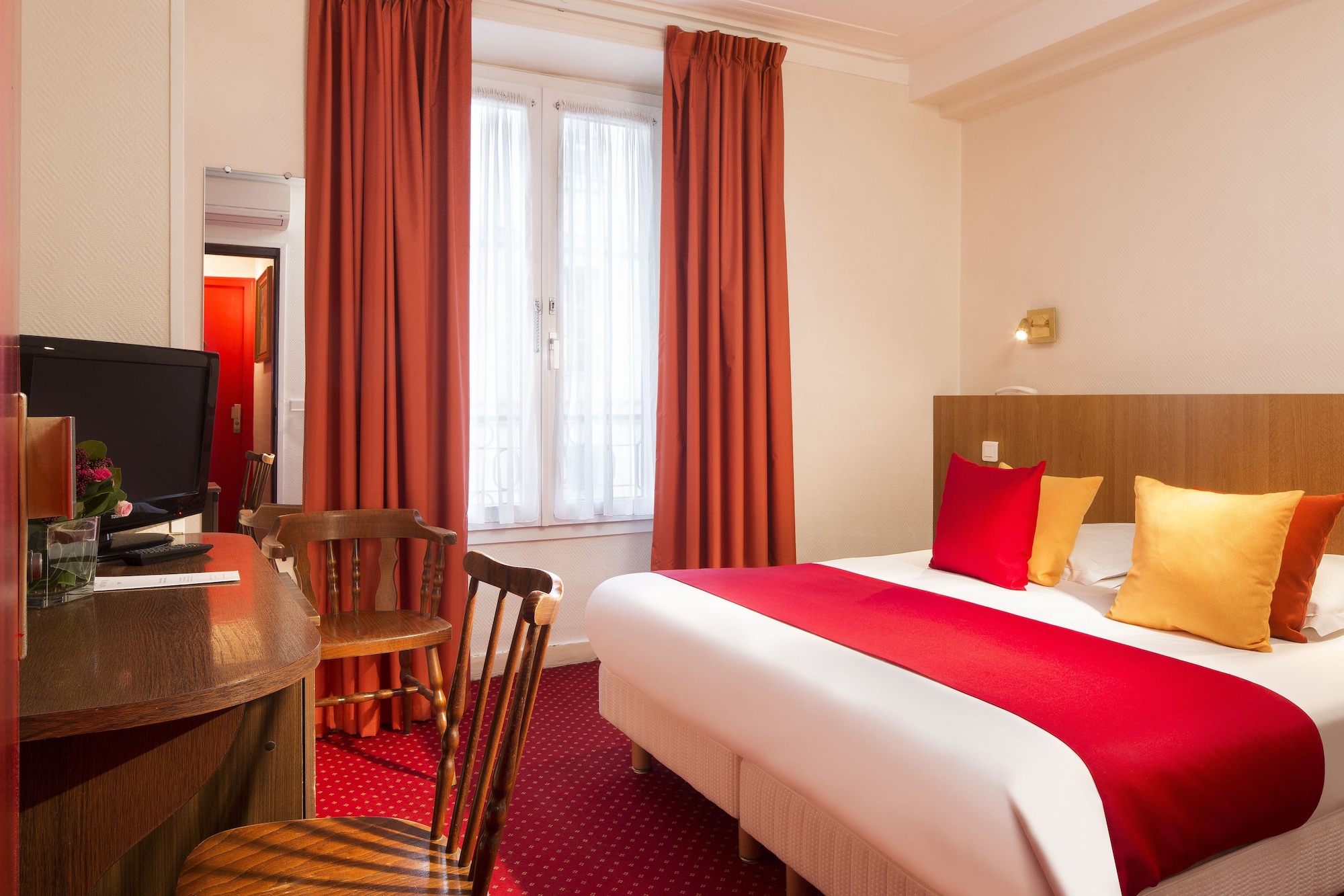SUPERIOR, DOUBLE BED