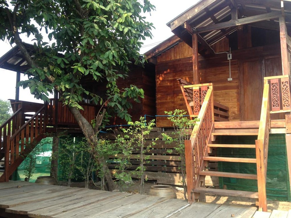 Jidapa Resort 52/58