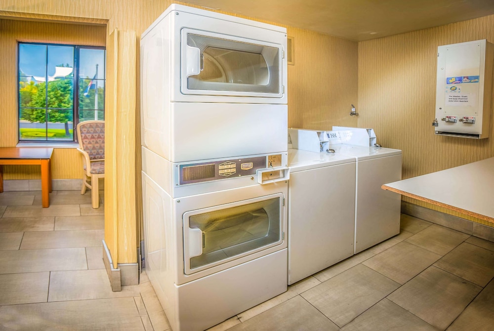 Americinn By Wyndham Denver Airport 34/45