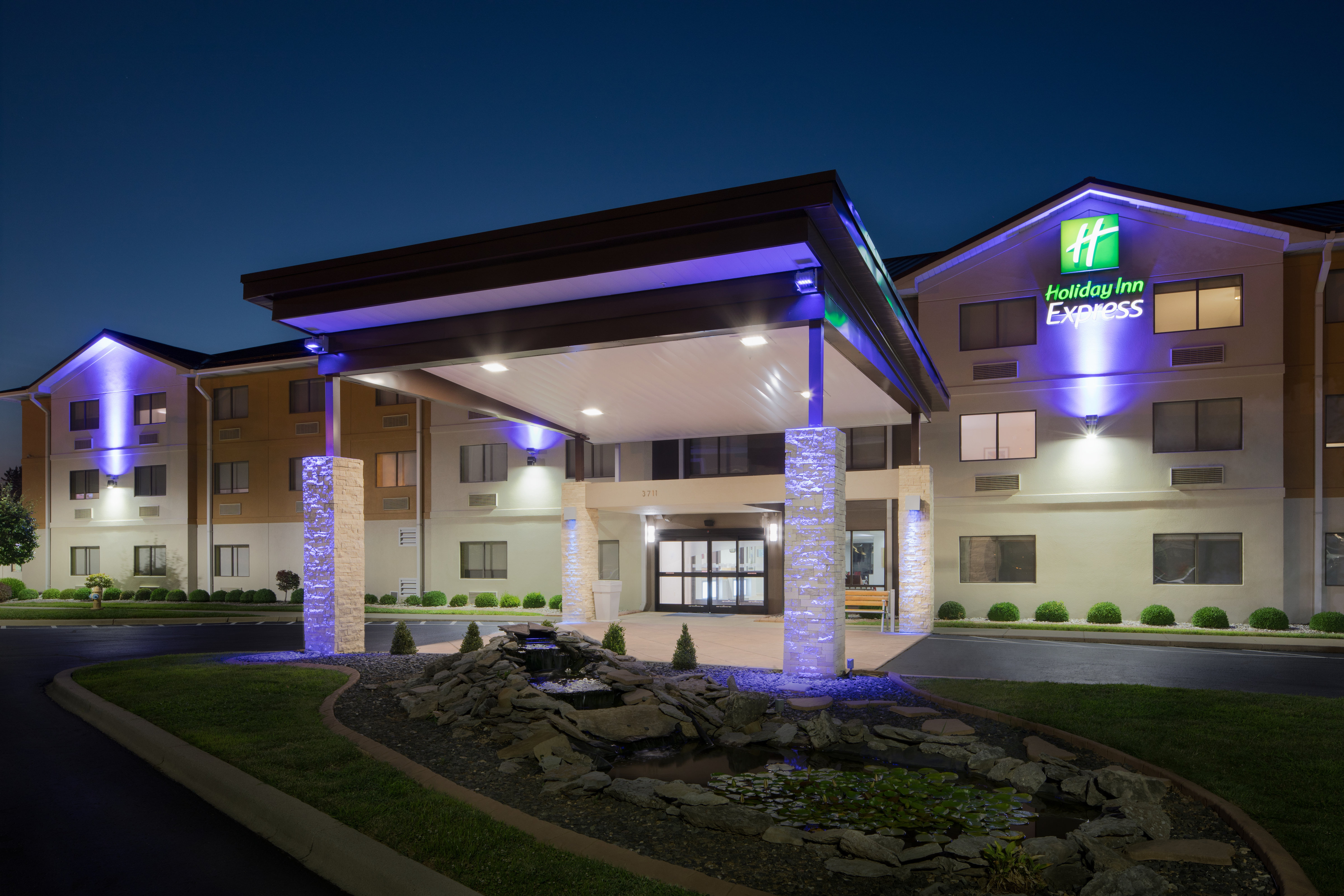 Holiday Inn Express Louisville Northeast 2/29