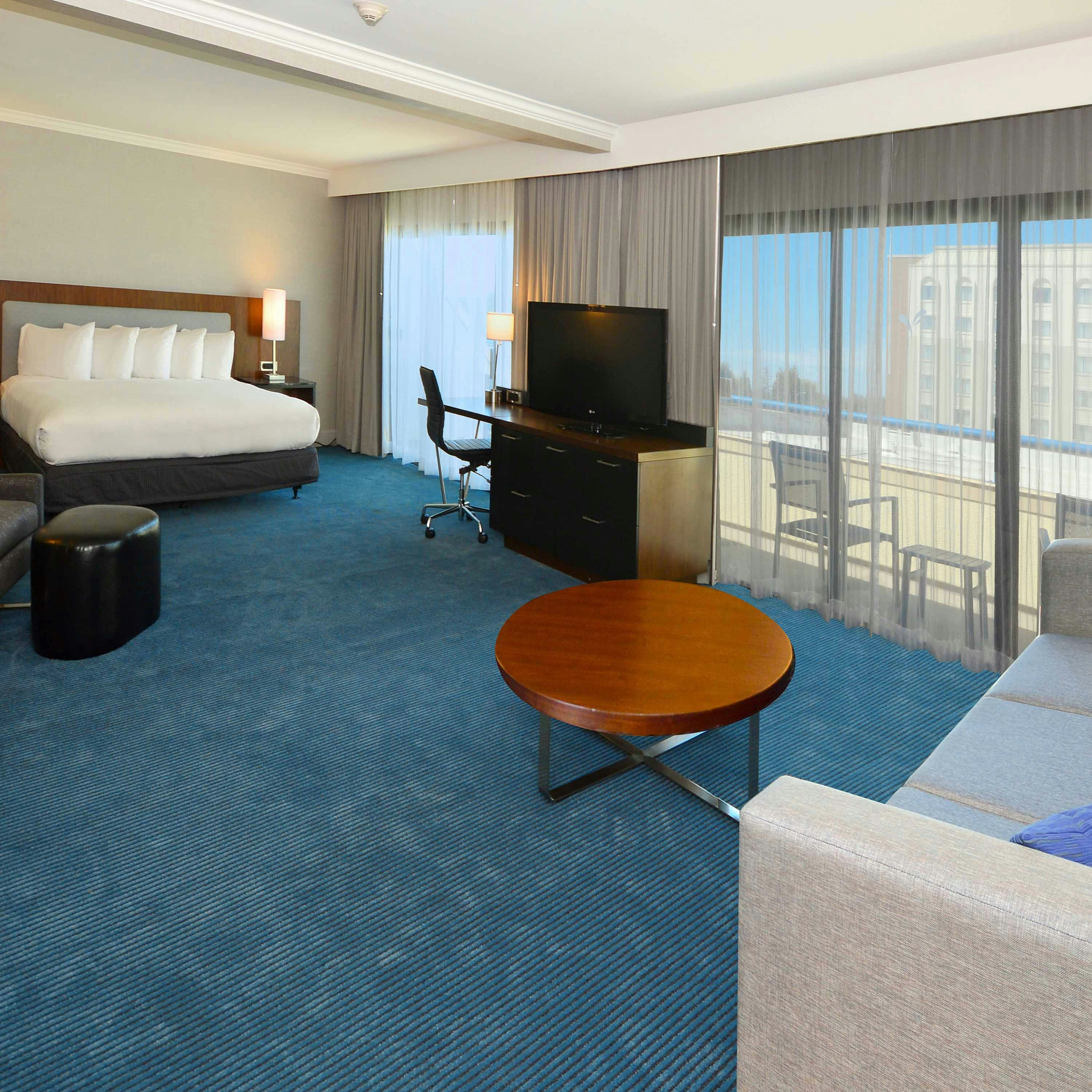 Doubletree By Hilton Newark Fremont 45/76
