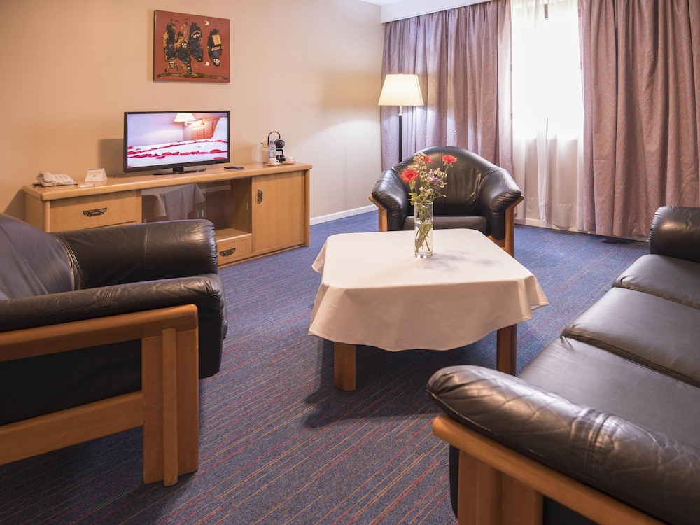 Mercure Alger Aeroport 55/78