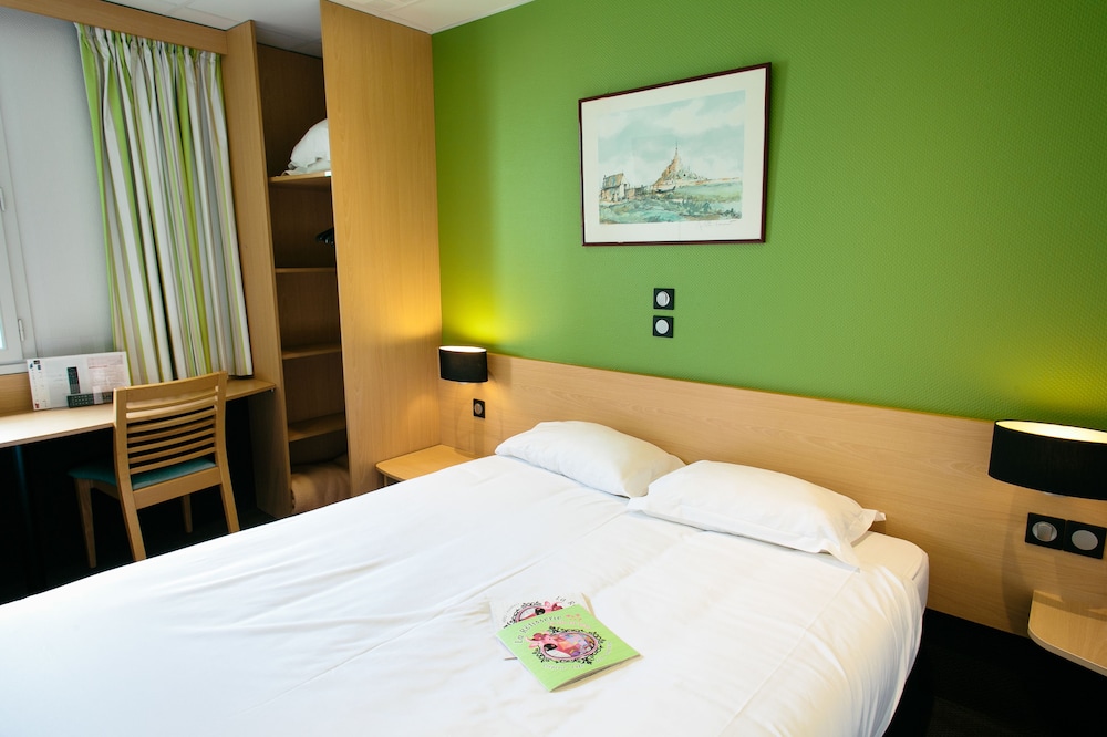 Vert Hotel 8/61