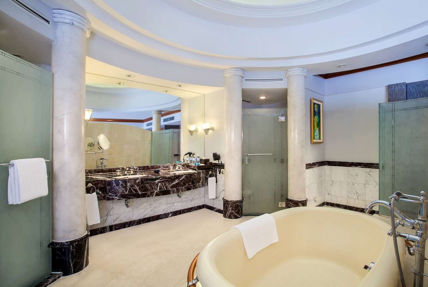 Wyndham Casablanca Jakarta 47/48