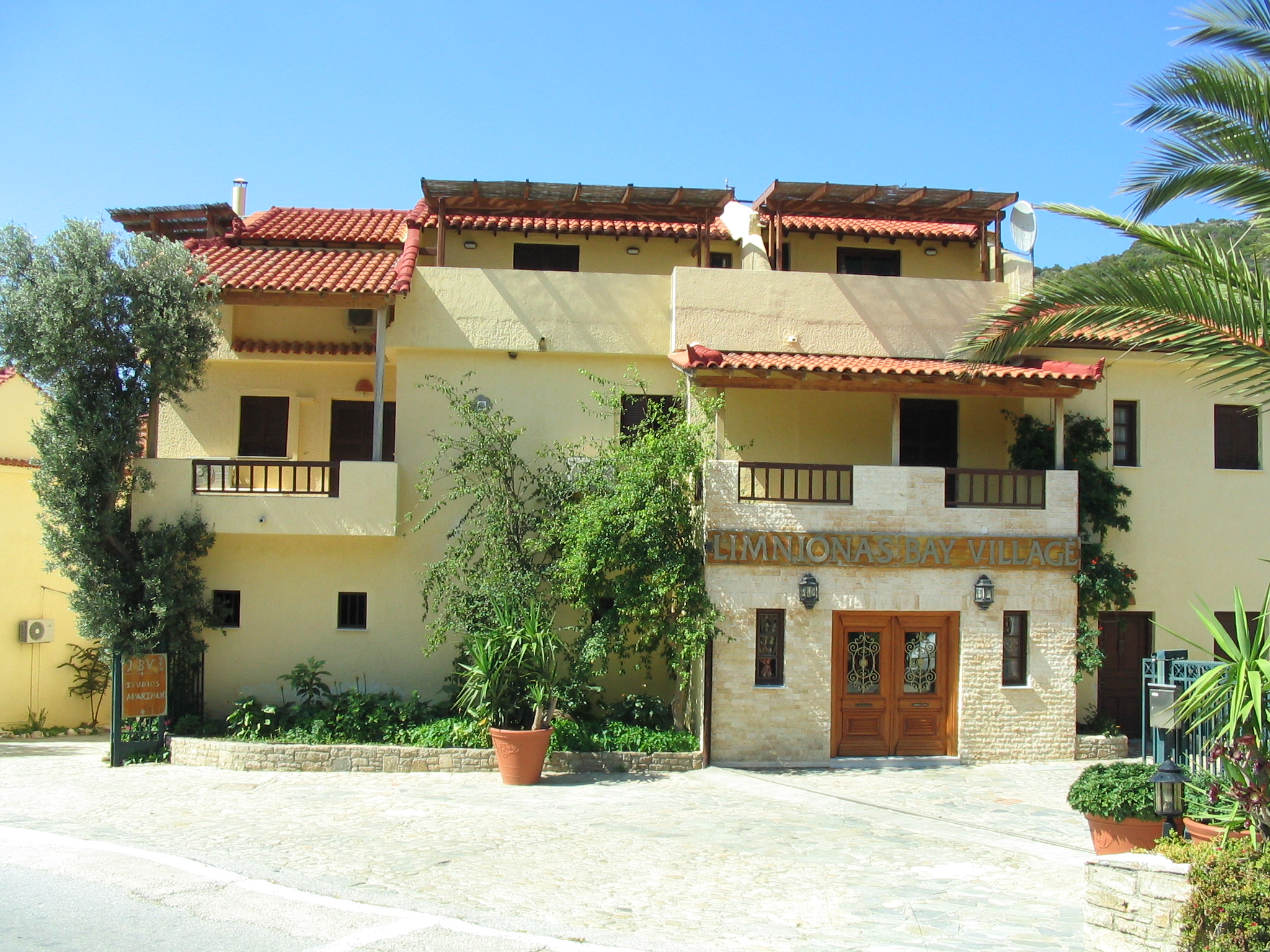 Limnionas Bay Village in SAMOS