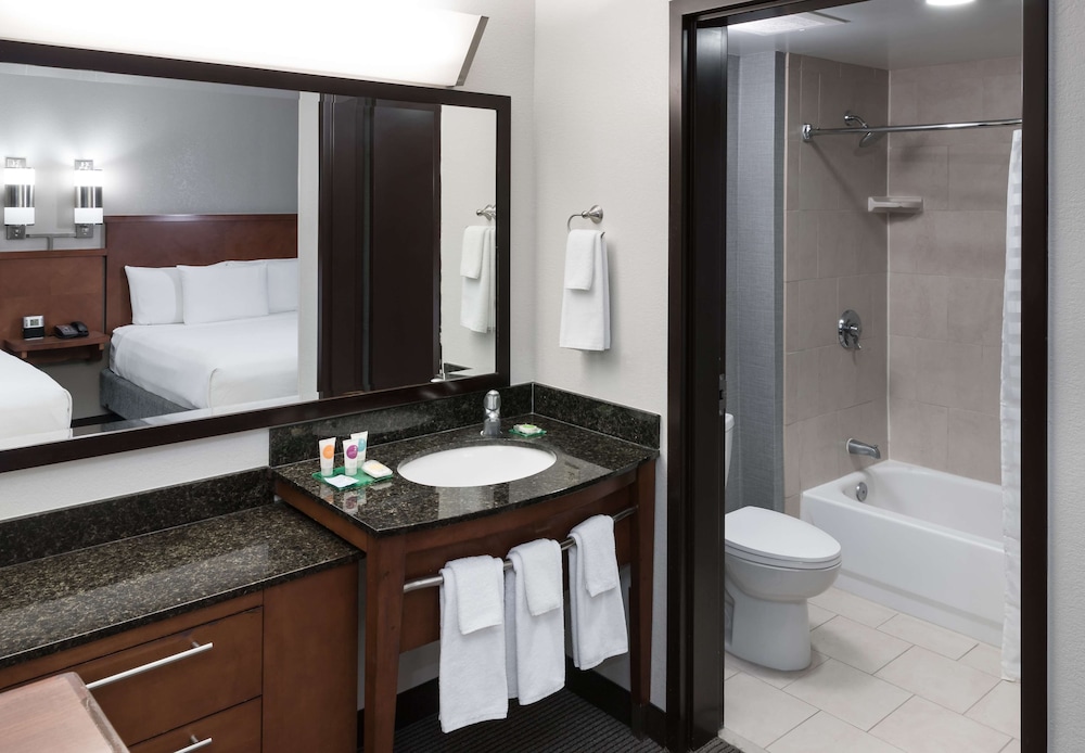 Hyatt Place Jacksonville Airport 44/45