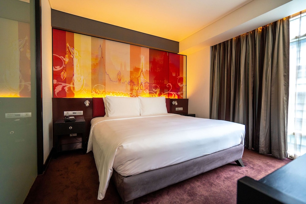 PARK PLAZA BANGKOK(SOI 18) 28/75
