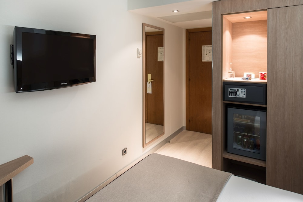 Catalonia Roma Hotel 44/58