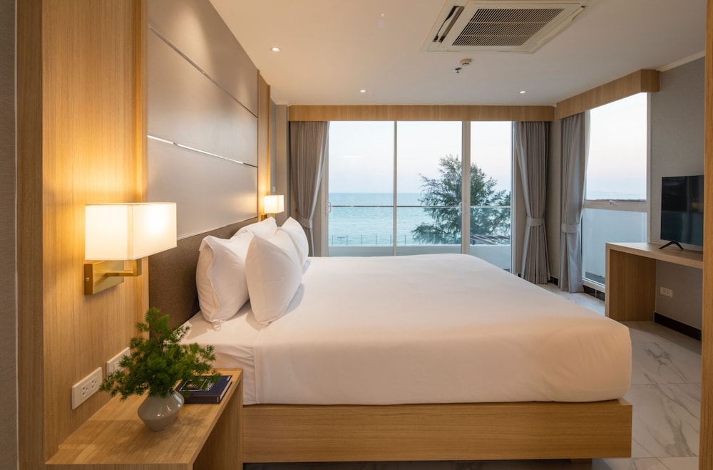 Eastin Resort Rayong 35/75