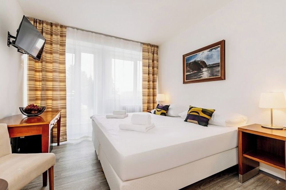 SUPERIOR, DOUBLE BED