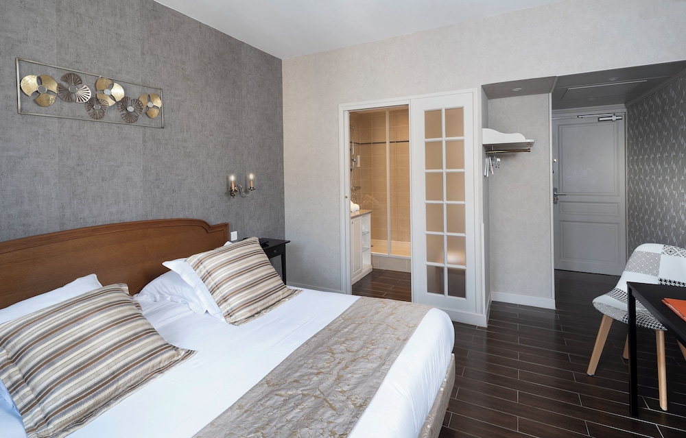 LE BEAU RIVAGE 10/58