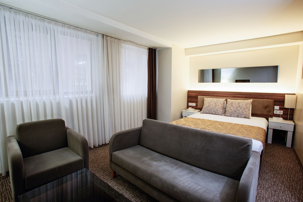 Peninsula Galata Boutique Hotel 26/81