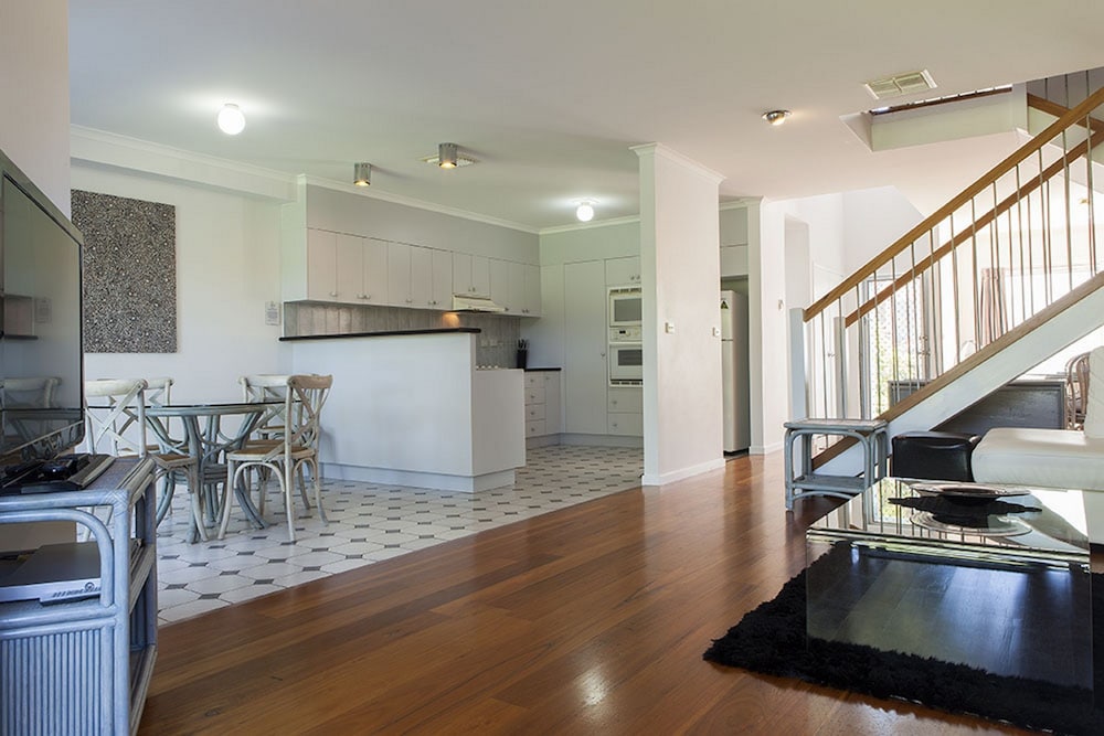 Opal Cove Resort 50/72