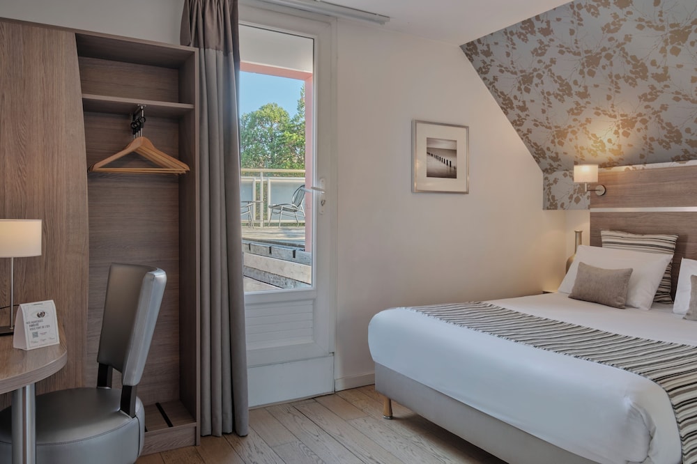 LOGIS BEAUJOIRE HOTEL 6/37