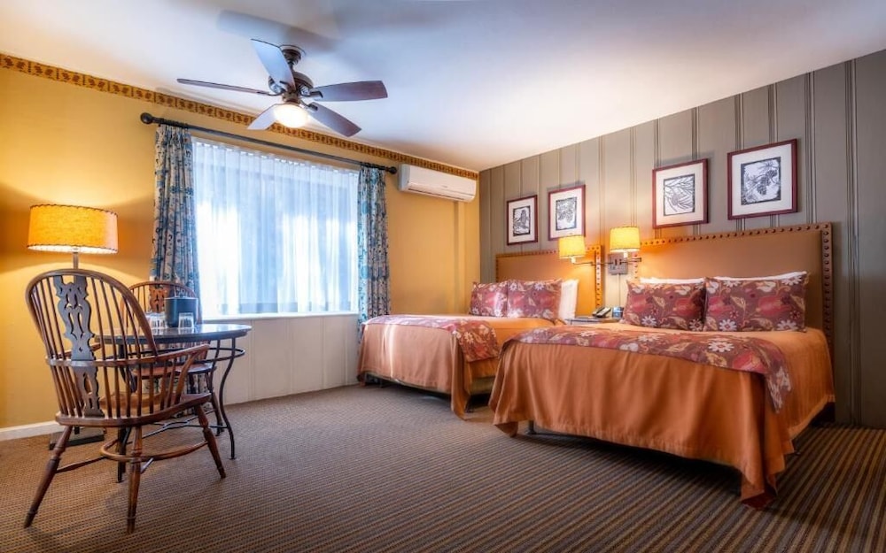 The Ahwahnee 17/50
