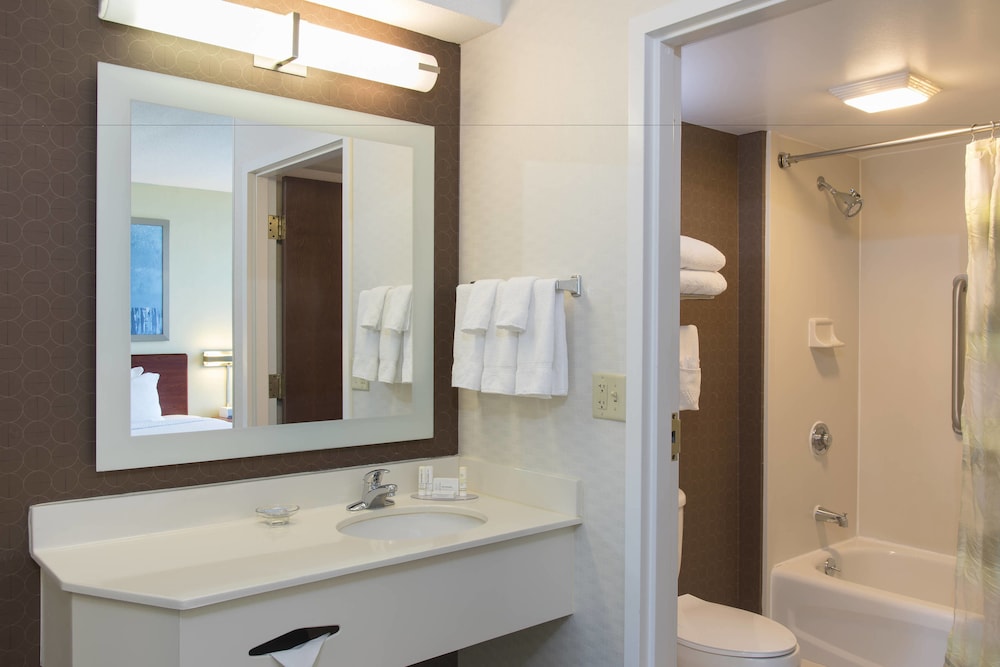 The Peoria Hotel, SureStay Collection by Best Western 13/59
