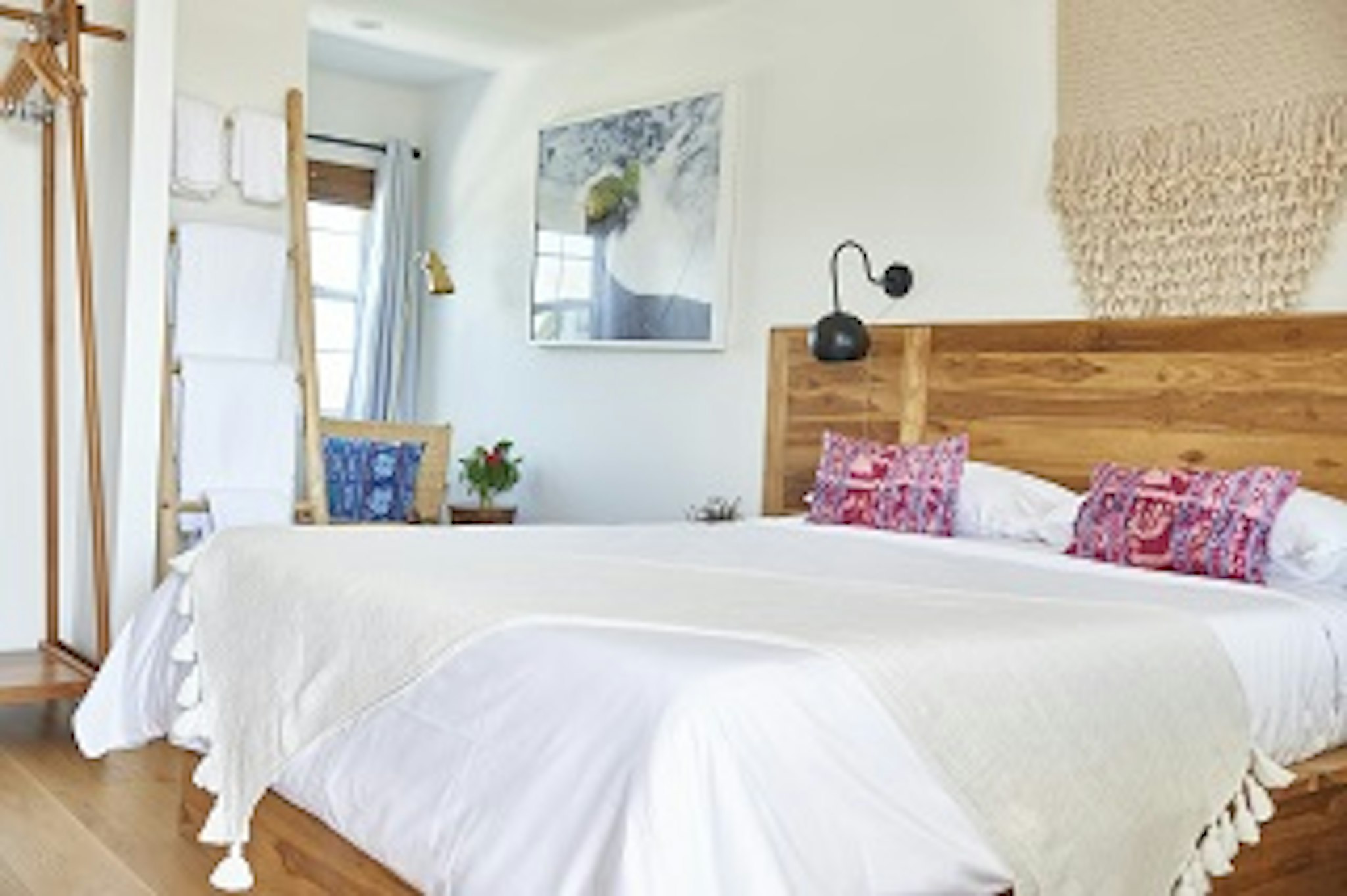Queen Bed