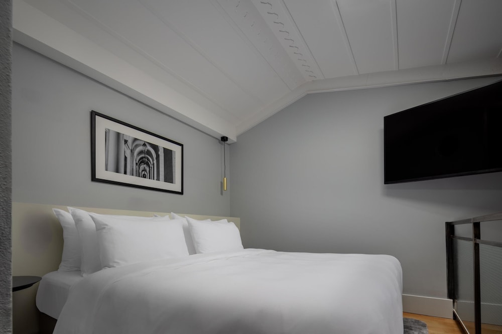 Cour des Loges Lyon, A Radisson Collection Hotel 29/79