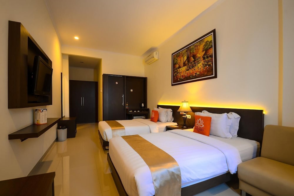 ALQUEBY HOTEL 16/47