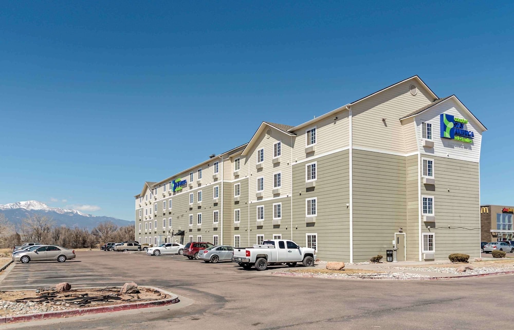 Extended Stay America Select Suites - Colorado Springs - Airport 34/38
