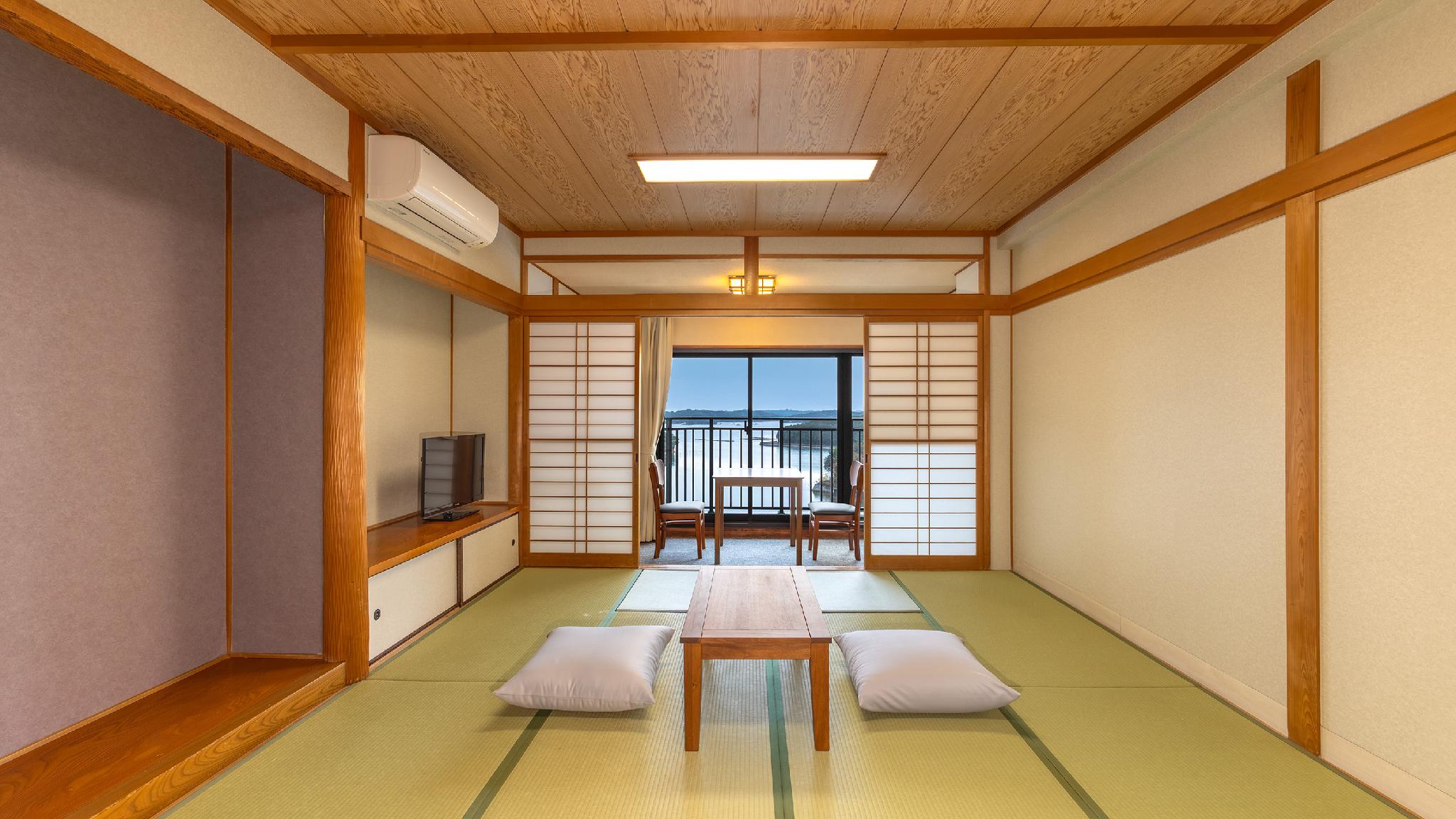 Japanese, Standard, Ocean View, Indoor Bath