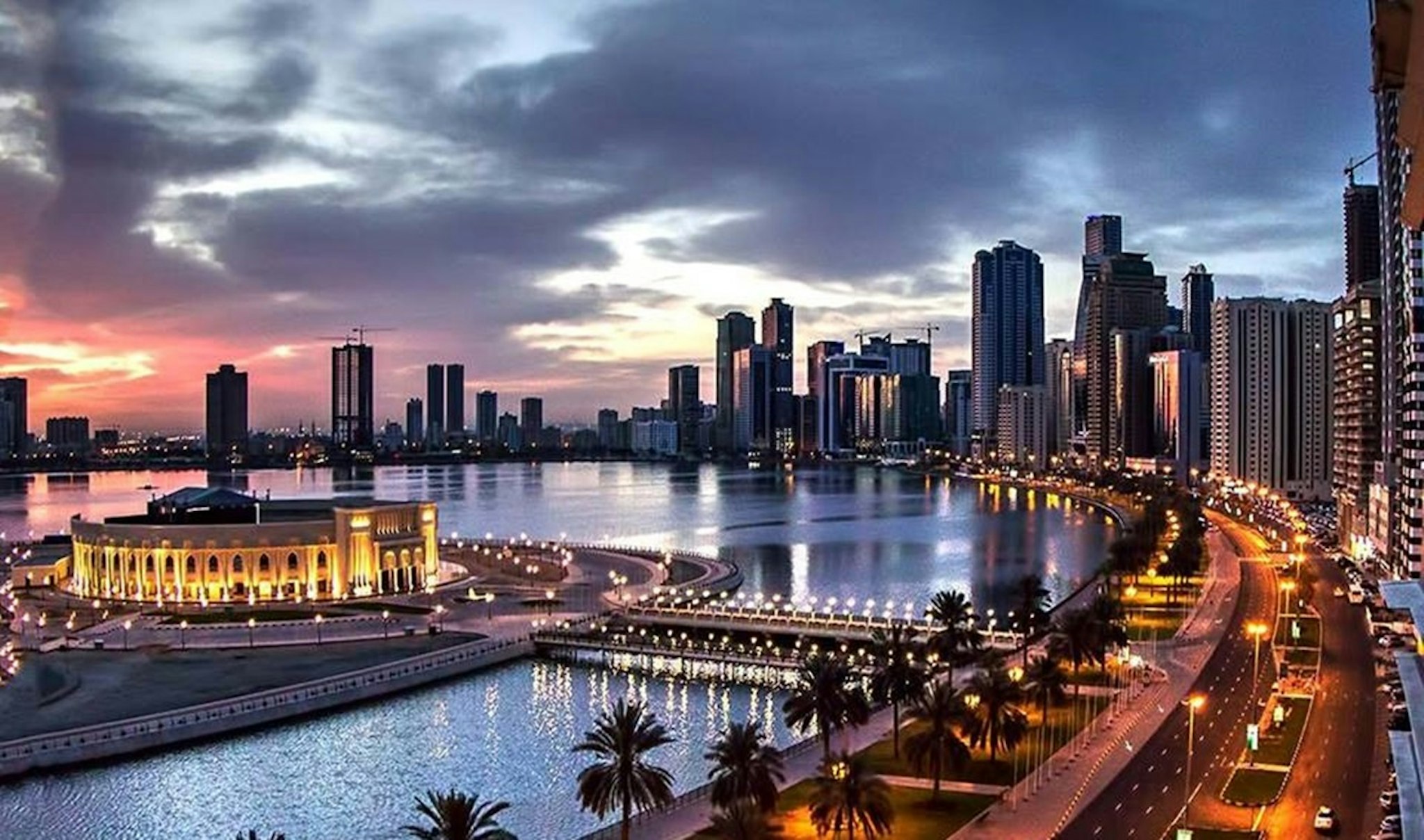 Copthorne Hotel Sharjah 80/85