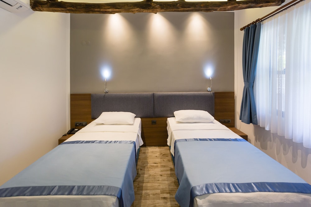RISUS GARDEN MARINA HOTEL KUSADASI 12/48