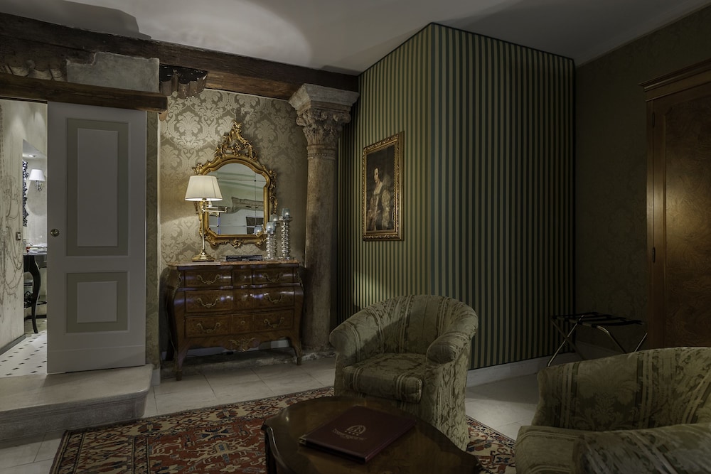 Hotel Al Ponte Antico 32/48