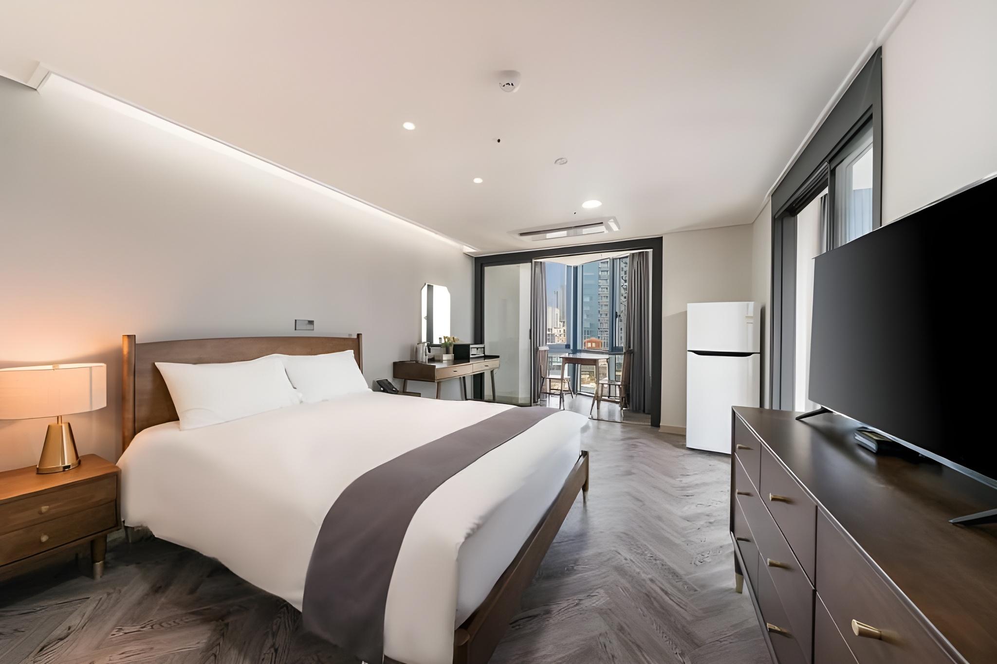 Roof Top, Deluxe, Double Bed, Ocean View, Pool Access