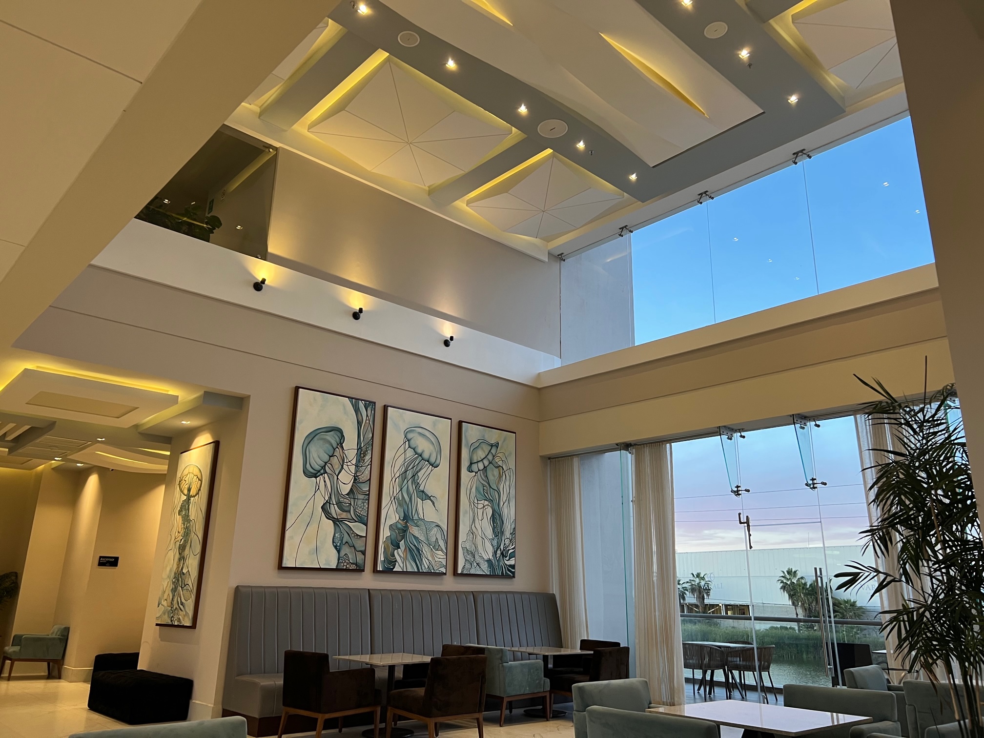 Varali Grand Hotel 21/33