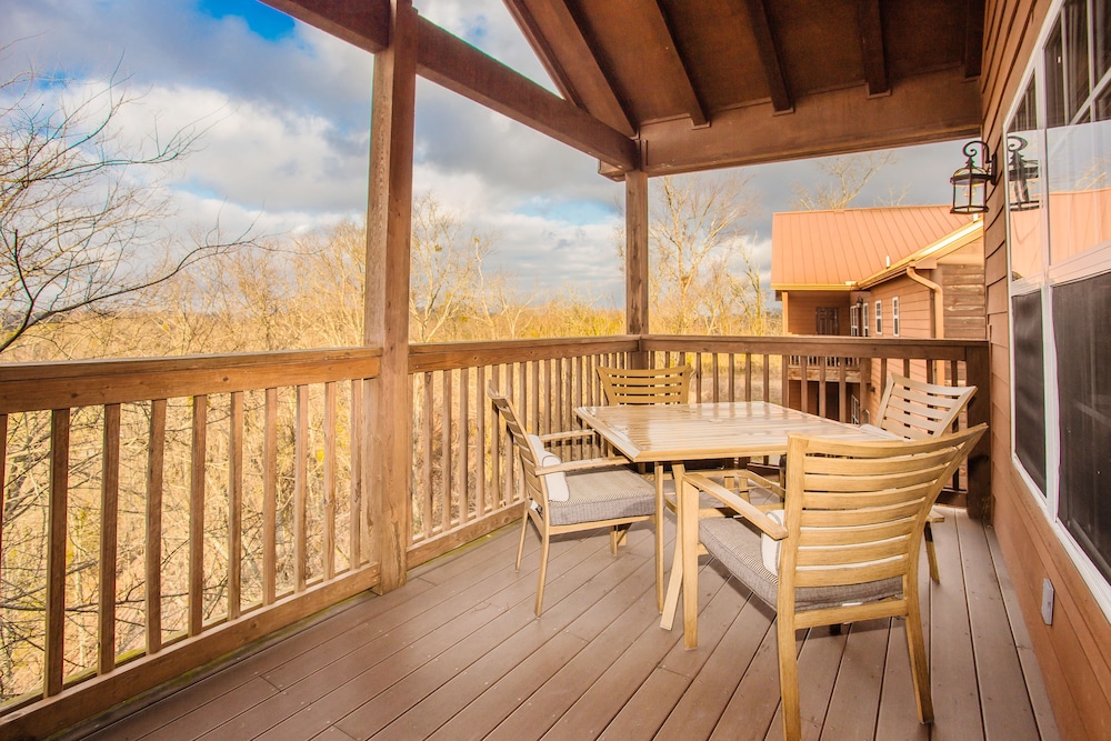 The Lodges At The Great Smoky Mountains 10/41