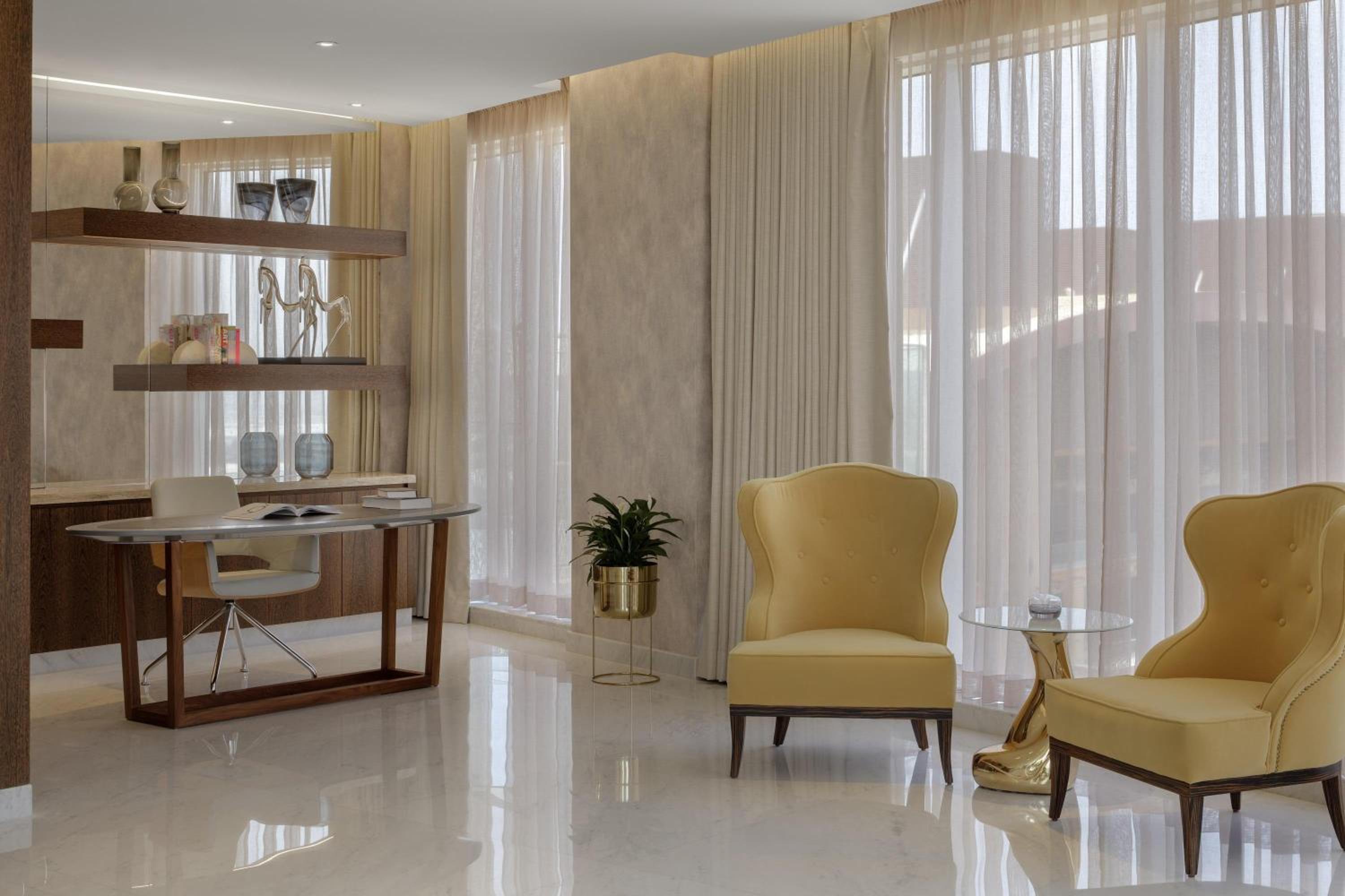 2 Bedrooms, Royal, Vip, Luxury, Suite, Hot Tub، Andaz Dubai The Palm by Hyatt 7/8