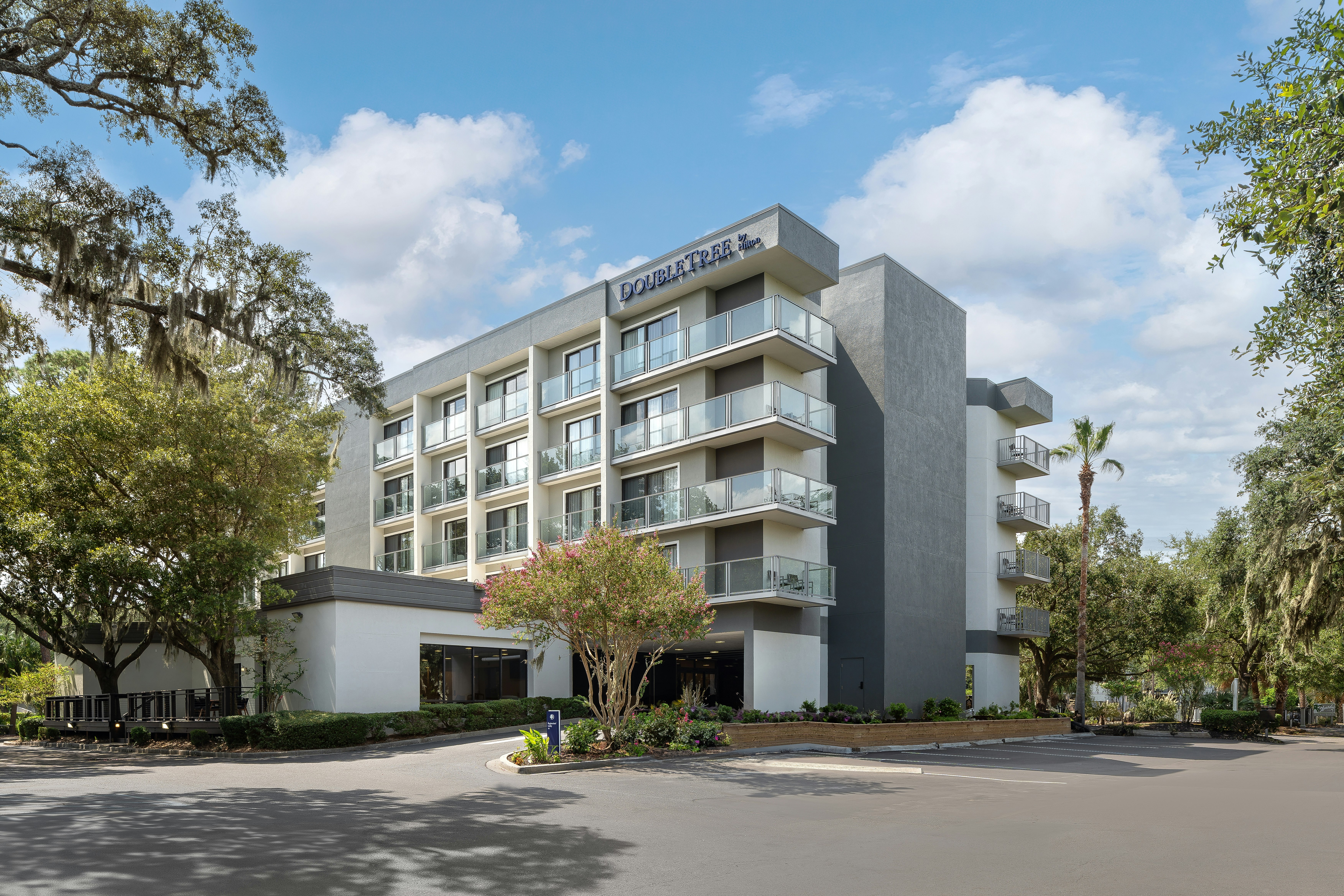 DoubleTree by Hilton Hilton Head Island 4/21