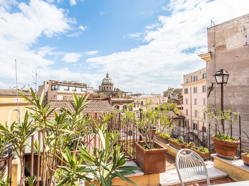 RSH Pallaro Terrace Stunning View 27/40