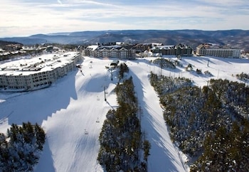 The Inn at Snowshoe 39/54