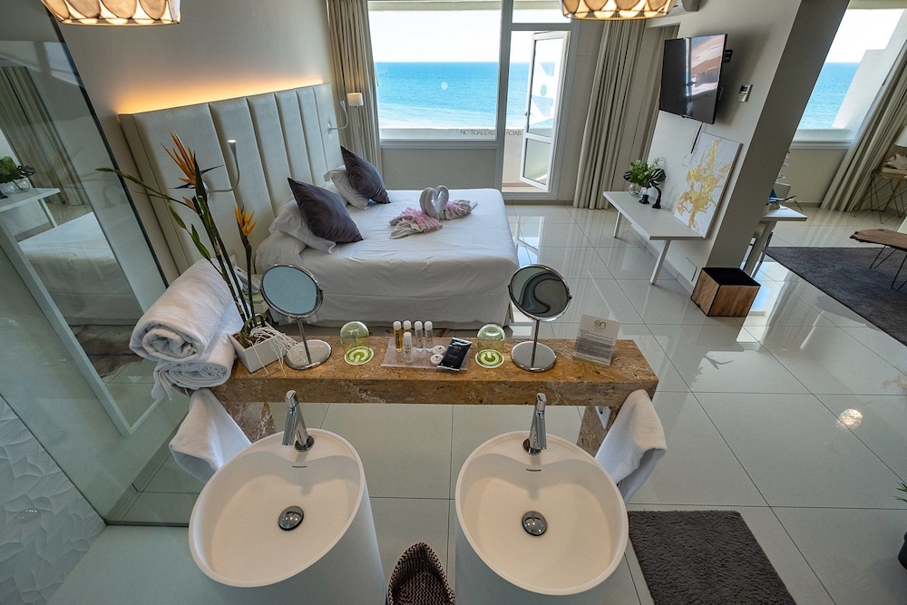 On Hotels Oceanfront Adults Designed 50/50