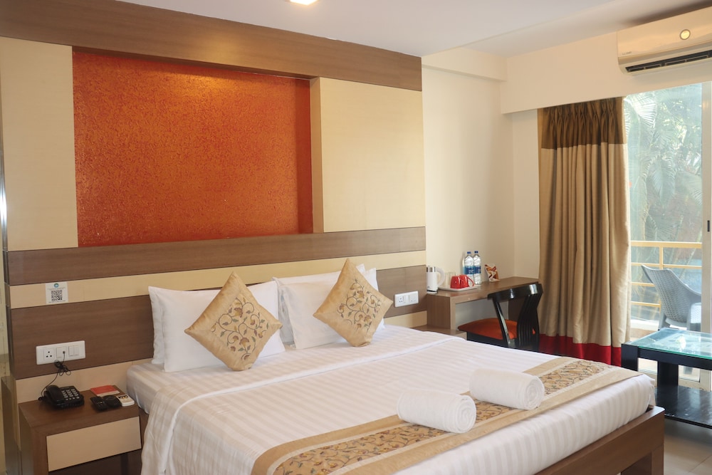 Red Fox Hotel Morjim 13/55