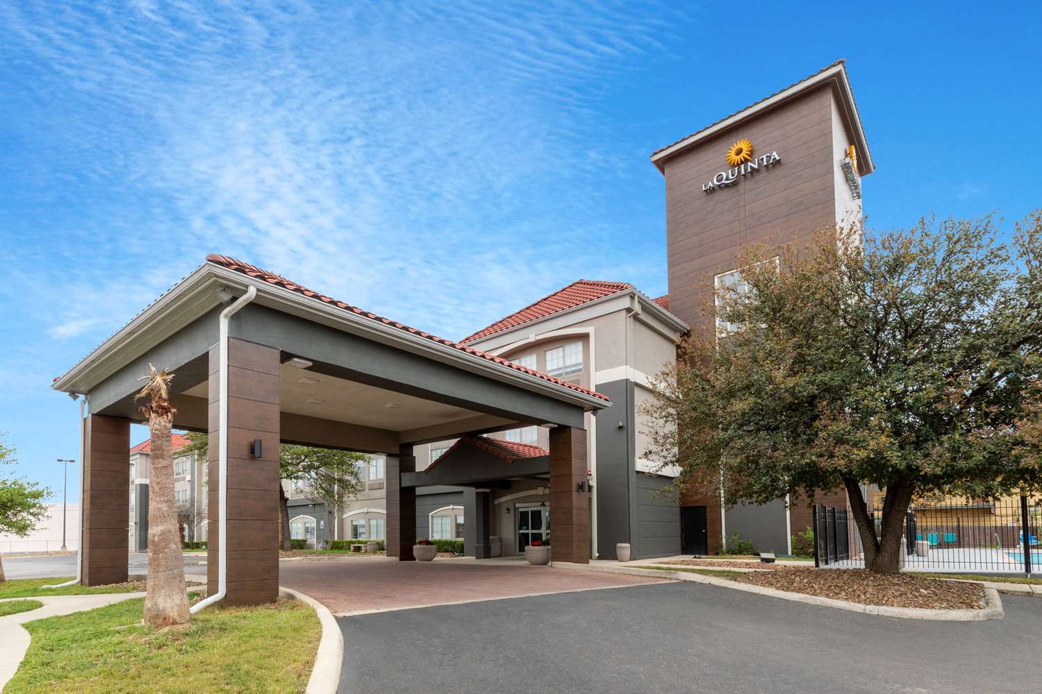 La Quinta Inn Suites New Braunfels 3/50