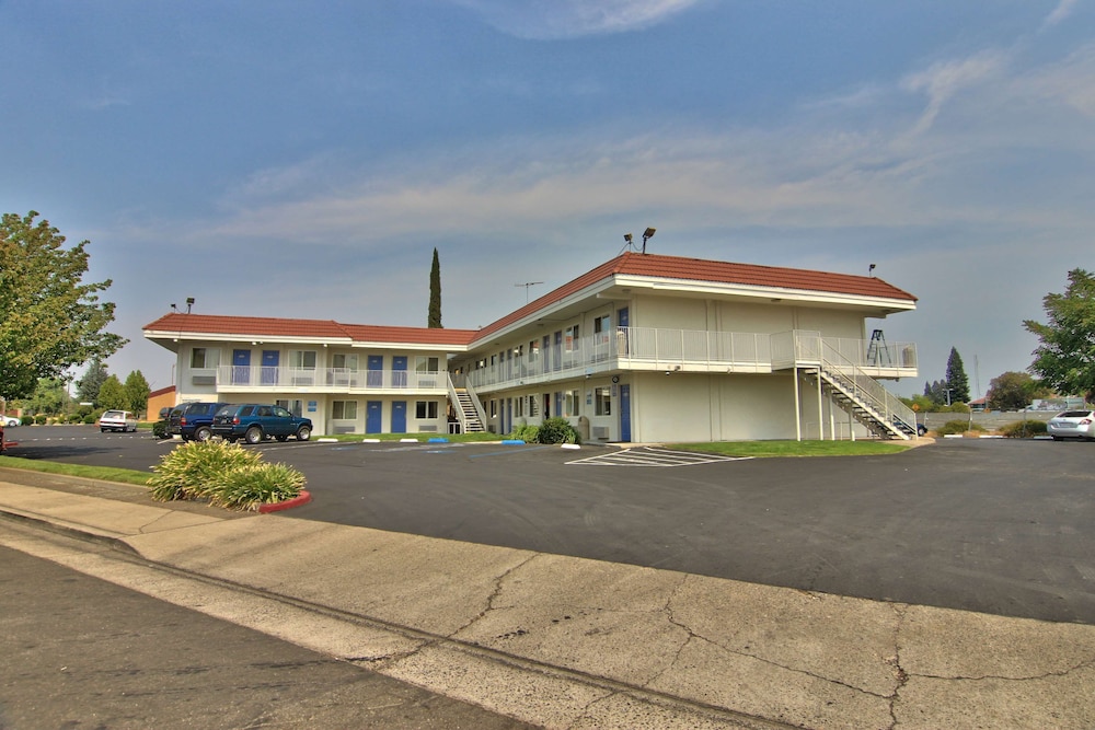 Motel6 Sacramento, CA - North 46/59