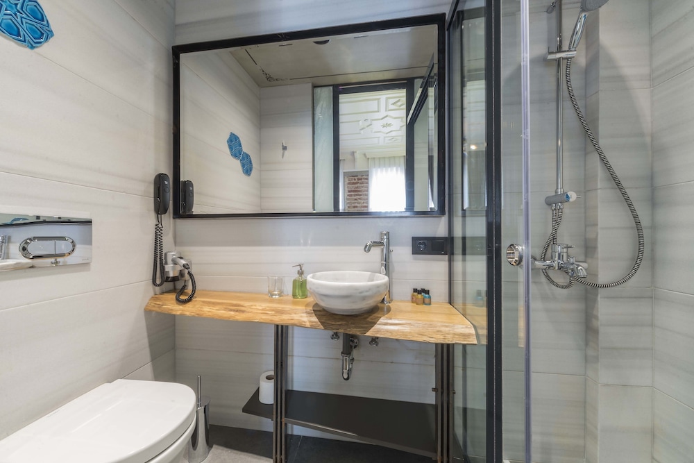 Taksim Avenue Hotel 45/50