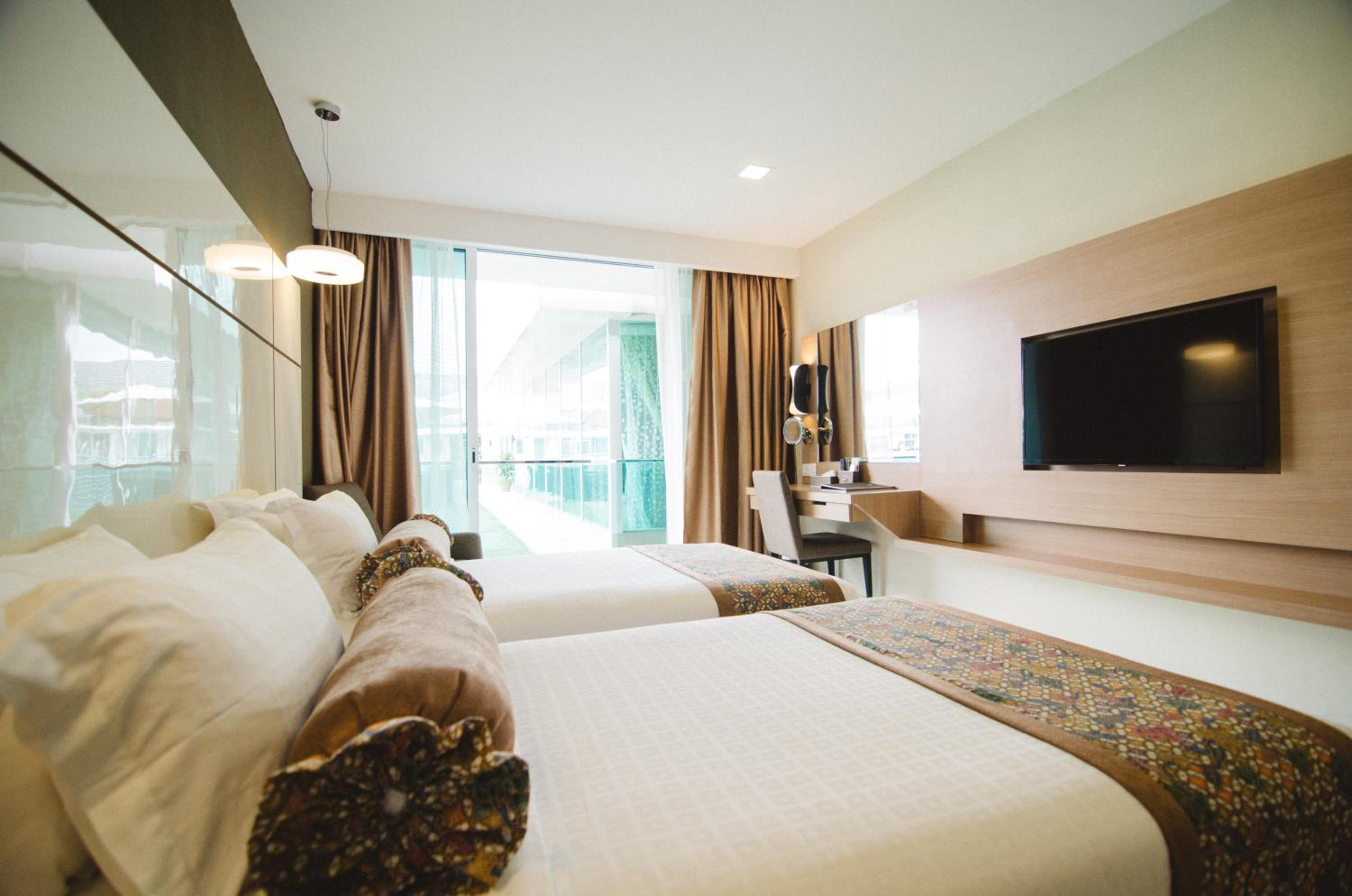 Deluxe, Twin Beds