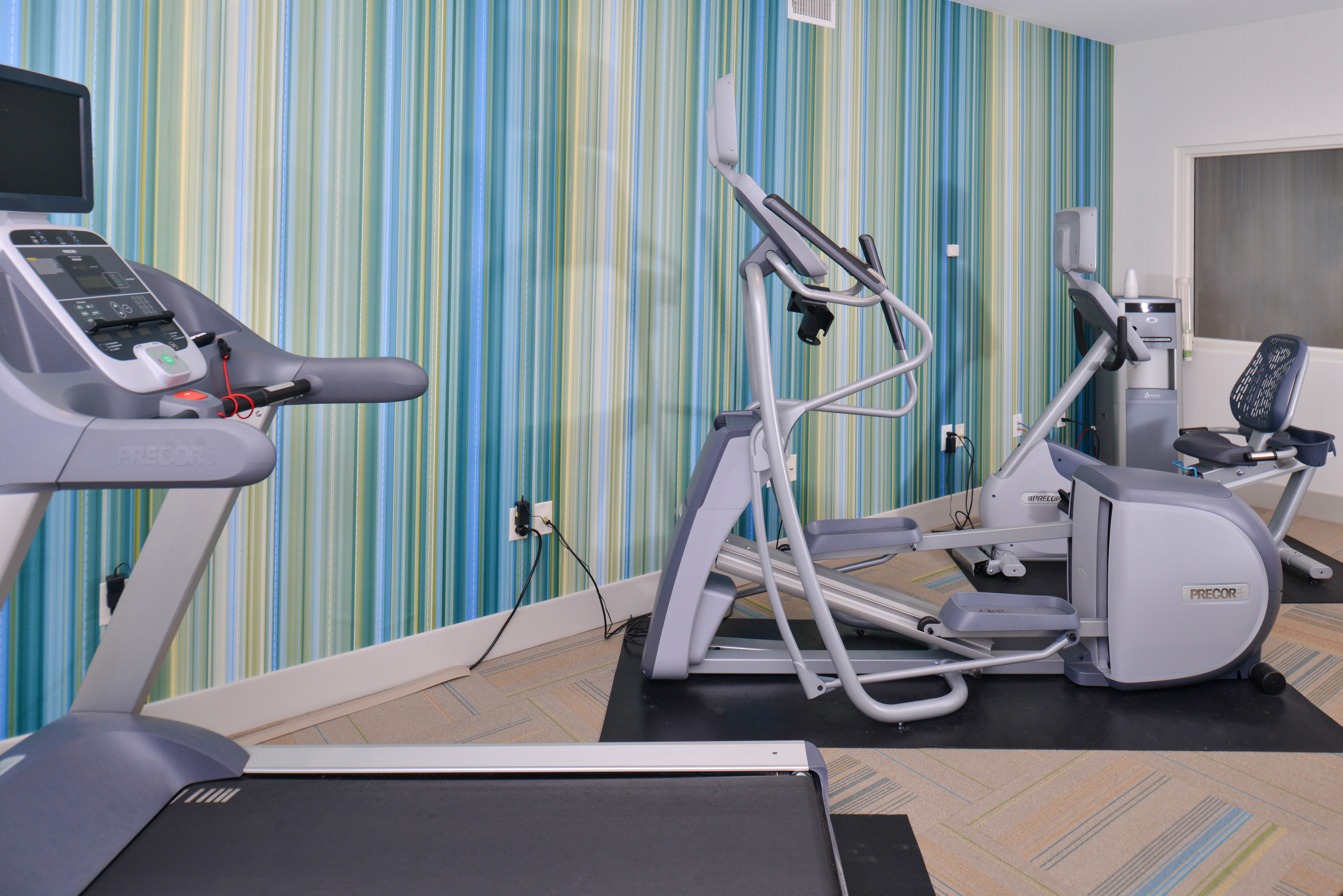 Holiday Inn Express Hotel Suites Stevens Point 54/57