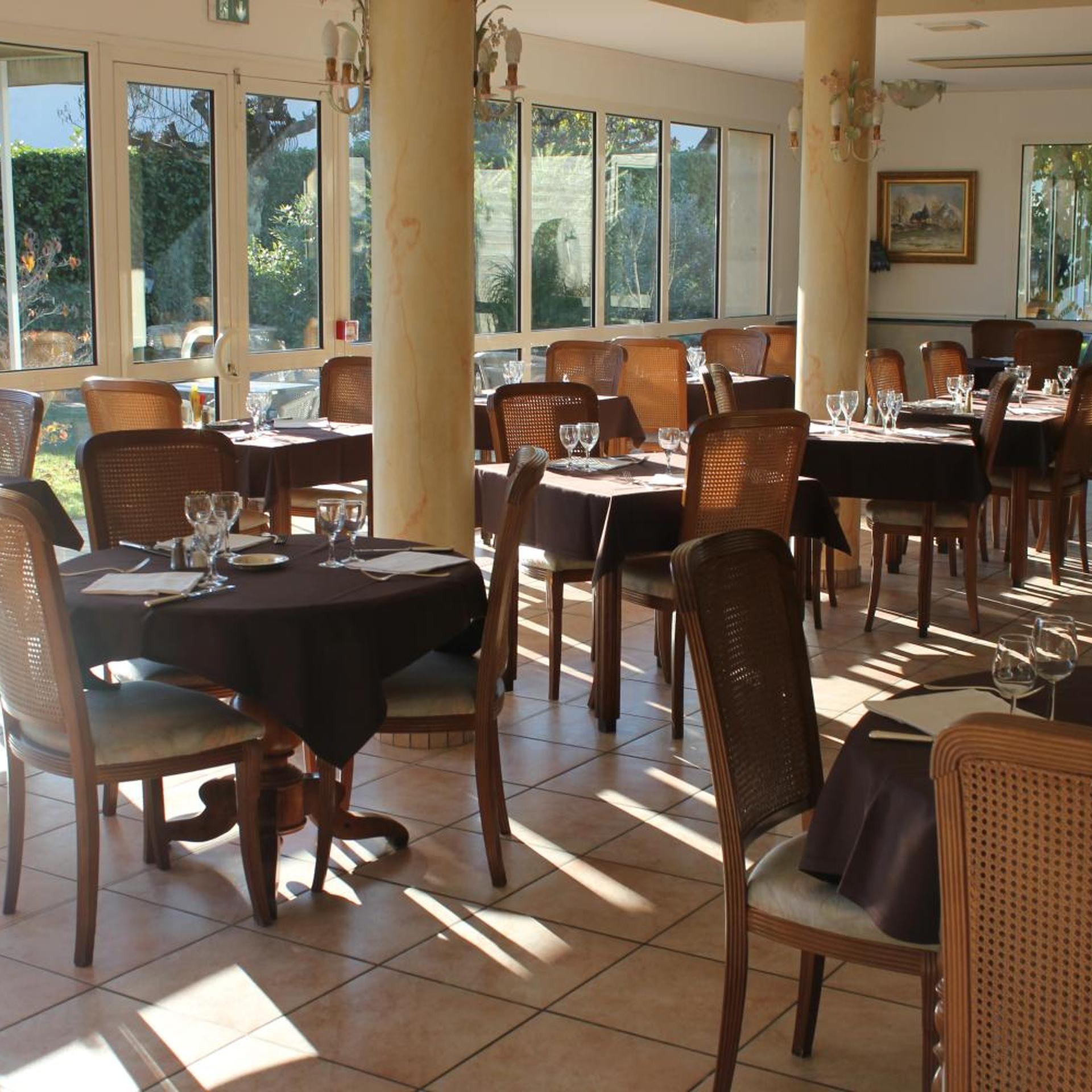 HOTEL LES CIMES 15/24