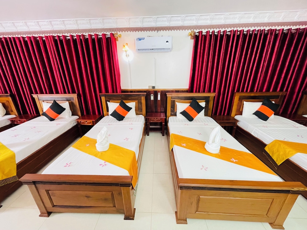 FAMILY 6, 6 BEDS